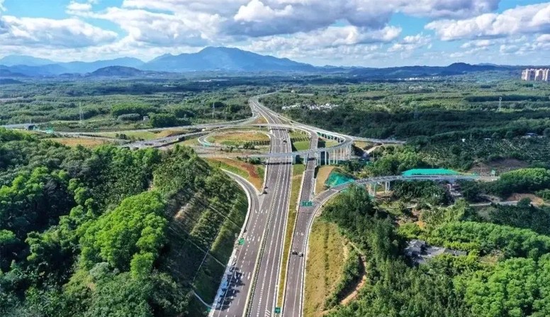 海南省萬寧至洋浦高速公路第二代建段環(huán)境保護、景觀及服務設施工程(項目名稱)